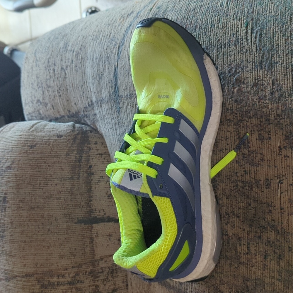 Adidas Women's 8.5